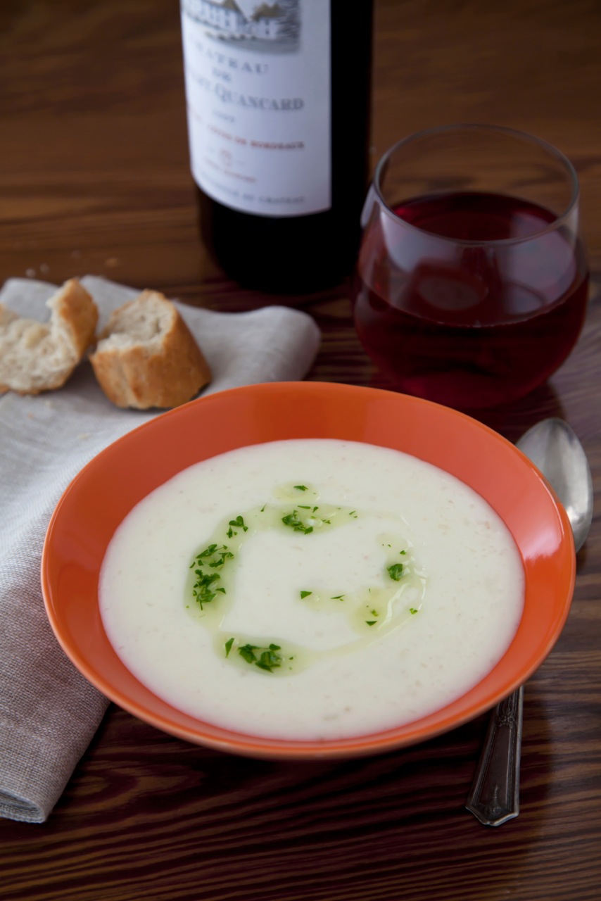 Sopa de “Yuca al Mojo”