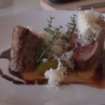 Solomillo de Cerdo Ibérico con Ciruelas y Queso Manchego