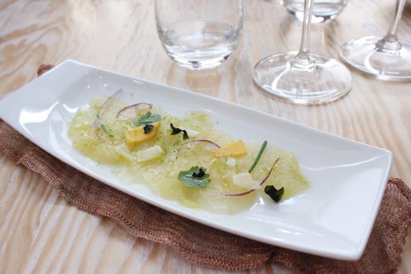 Ceviche vegetal y trufa de verano