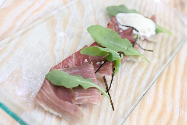 Tiradito de presa ibérica