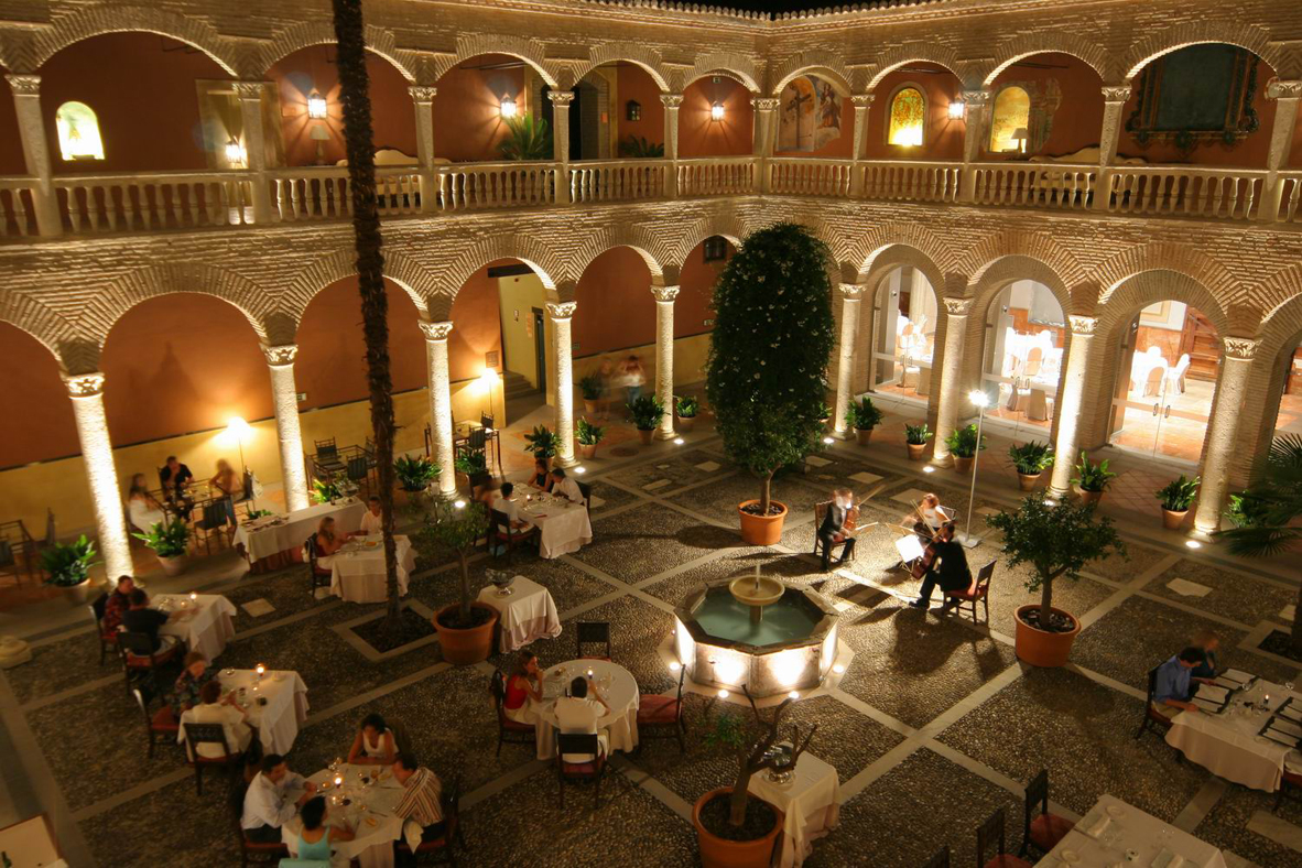 Restaurante El Claustro
