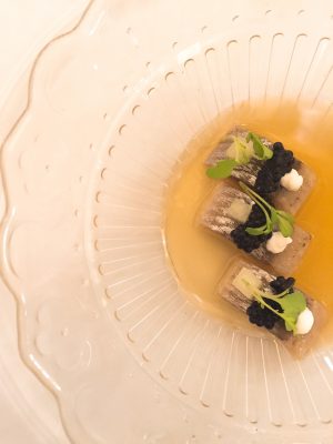 Arenque en la corredera, Kisko García