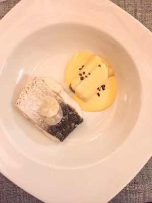 Merluza con puerros y Bearnesa, Marcos Morán