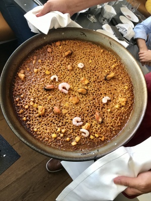 Arroz seco de marisco y pescado