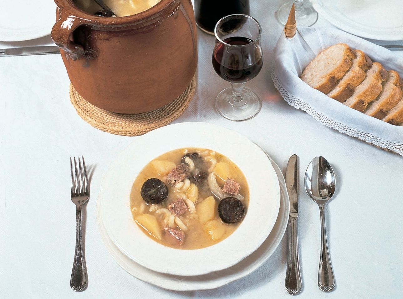 La Olla Aranesa es uno de los platos de sopa más antiguos de Europa