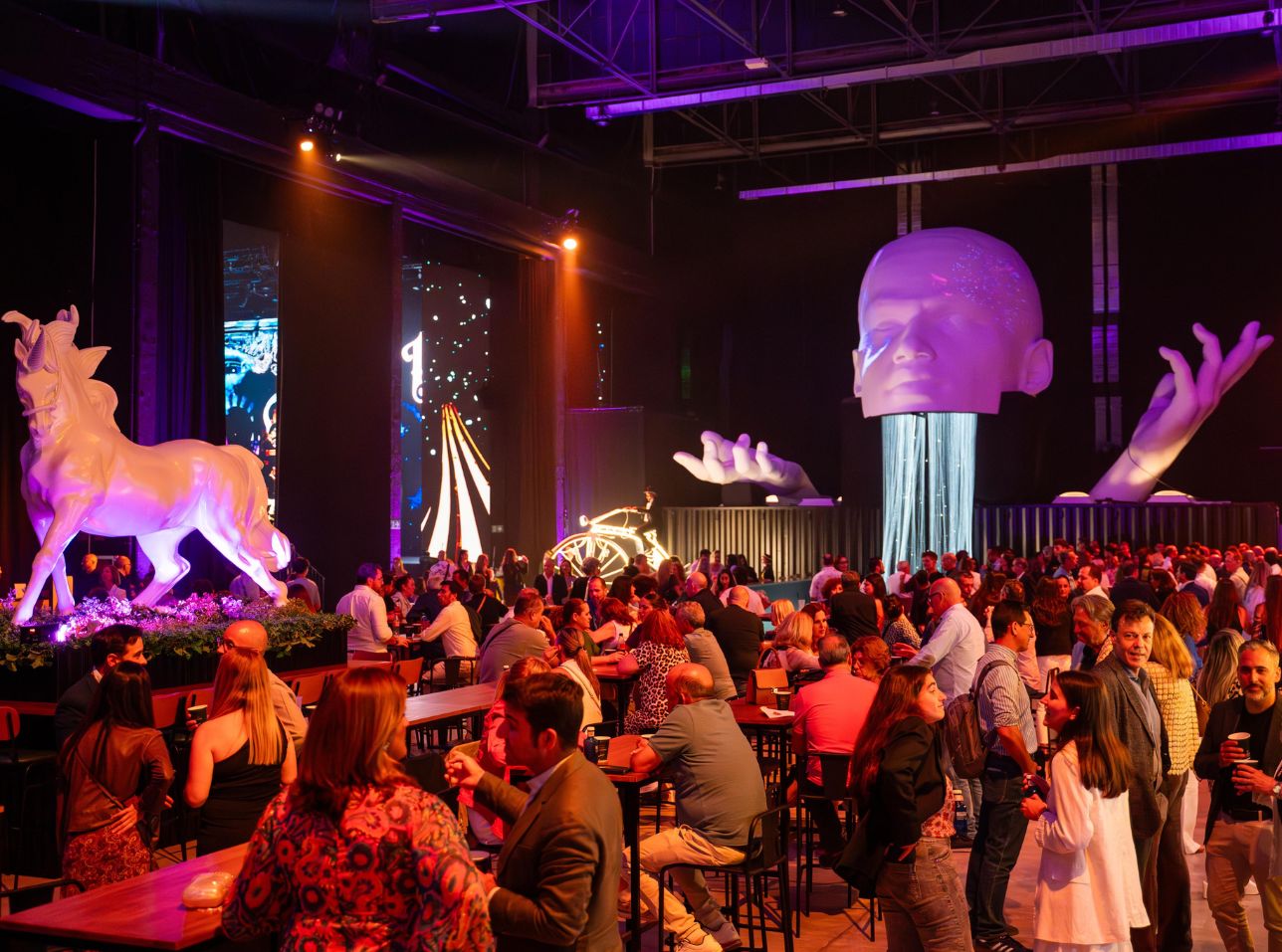 El evento tendrá lugar en SOHRLIN Andalucía, un espacio innovador dedicado a las artes escénicas y el entretenimiento cultural