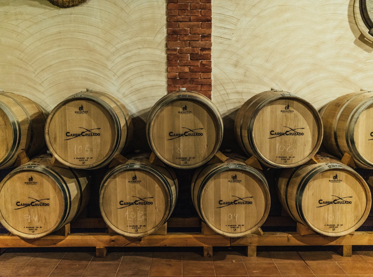 Interior de la bodega Carril Cruzado